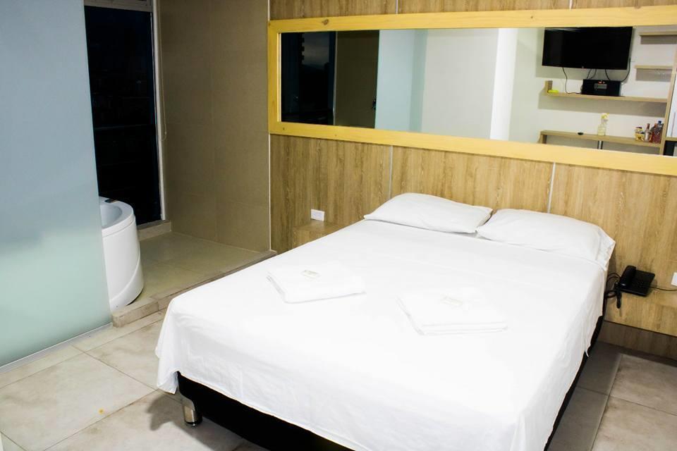 Hotel Piso 12 Bello Zewnętrze zdjęcie