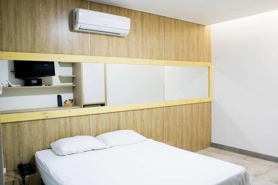 Hotel Piso 12 Bello Zewnętrze zdjęcie